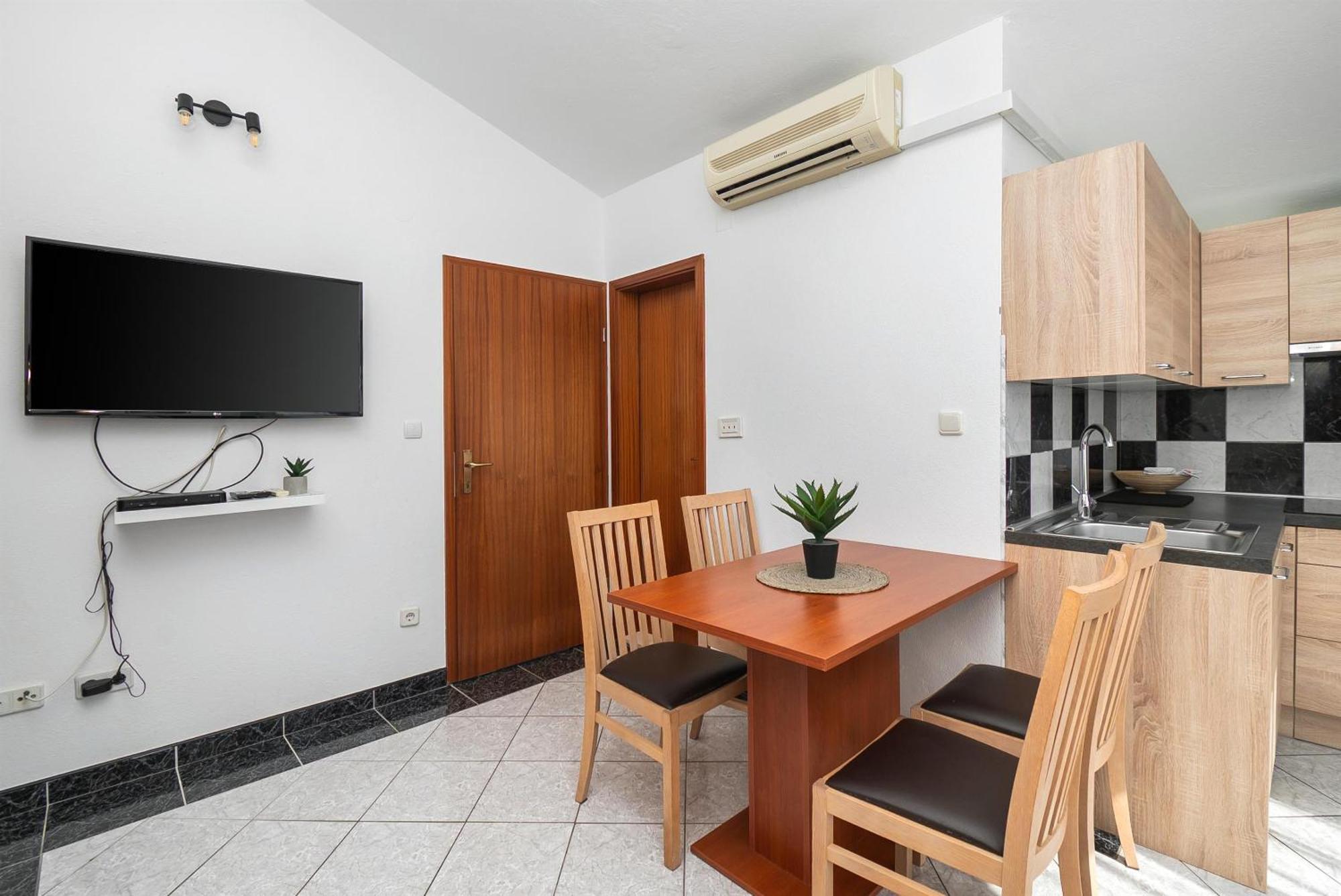 Polly Apartament *